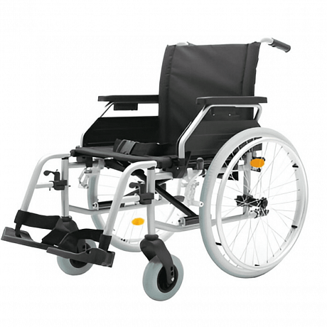 Кресло-коляска Dietz для инвалидов Tomtar MR-S с полиуретановые колесами. Изображение 2 из 5